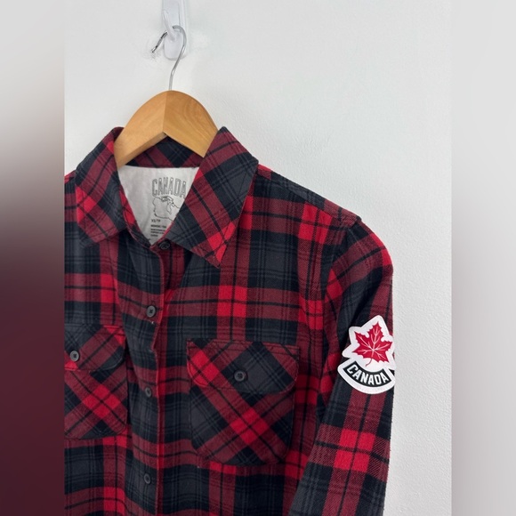 HBC Team Canada Red and Black Plaid Button-Down cotton flannel Shirt size XS - Picture 8 of 9